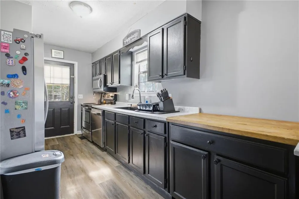 379 Bozeman Road NW White, GA 30184