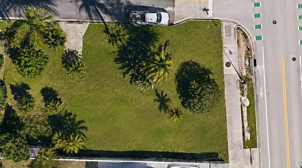 300 CHURCHILL ROAD West Palm Beach, FL 33405