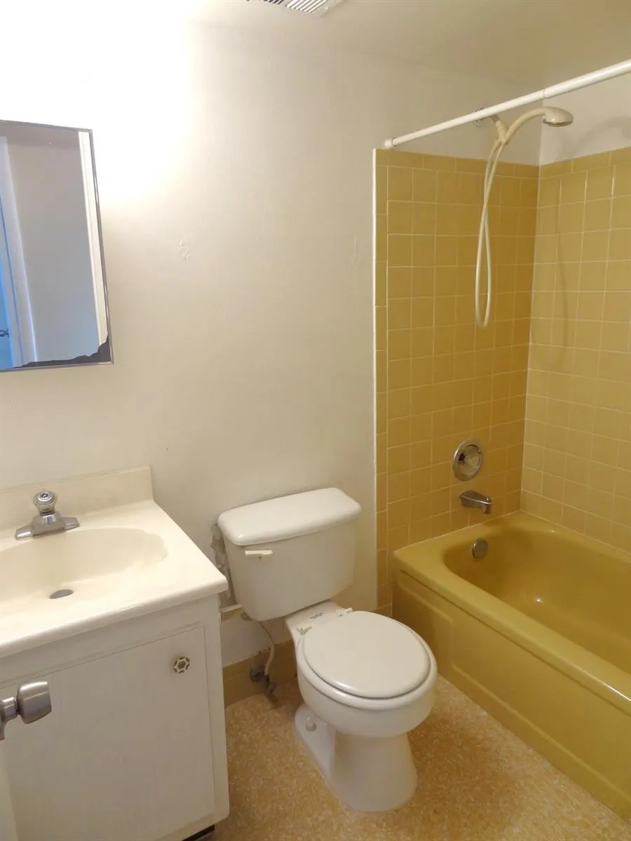 1705 NW 80th Avenue #C Margate, FL 33063