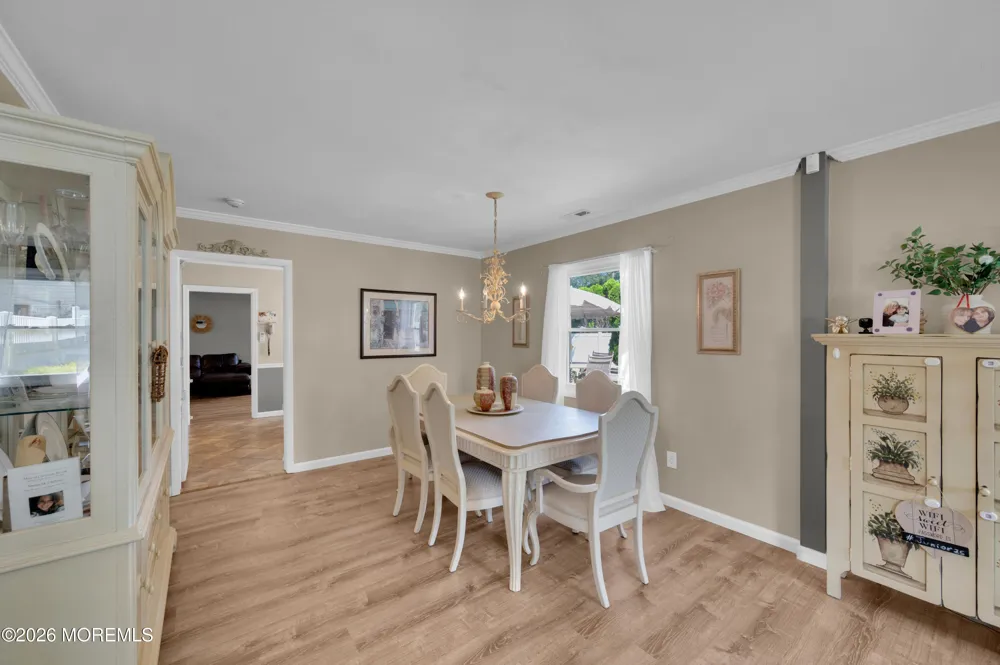 25 Ryan Road Manalapan, NJ 07726