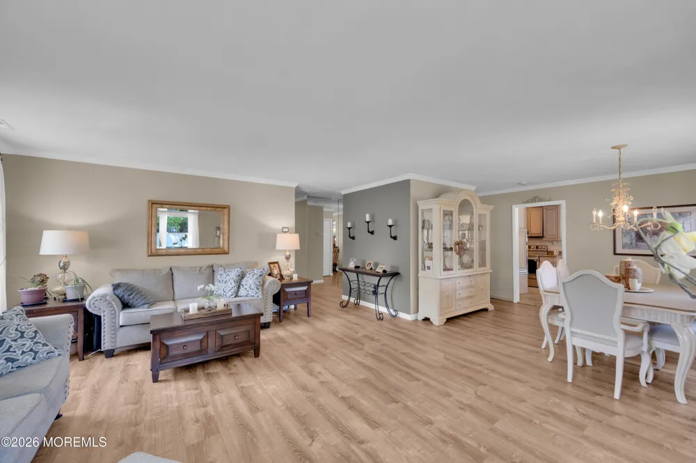 25 Ryan Road Manalapan, NJ 07726