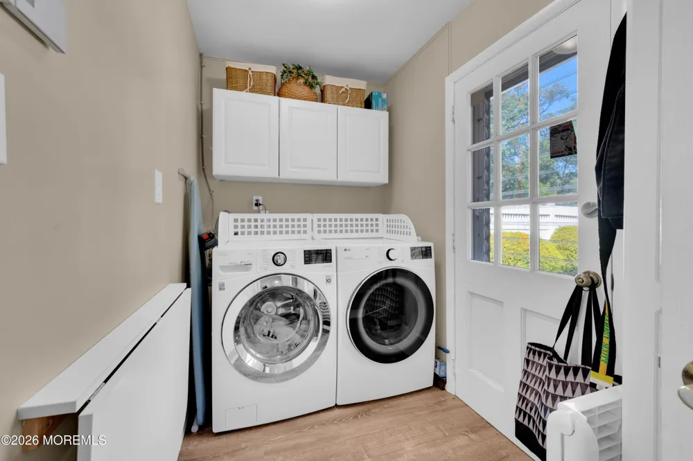 25 Ryan Road Manalapan, NJ 07726