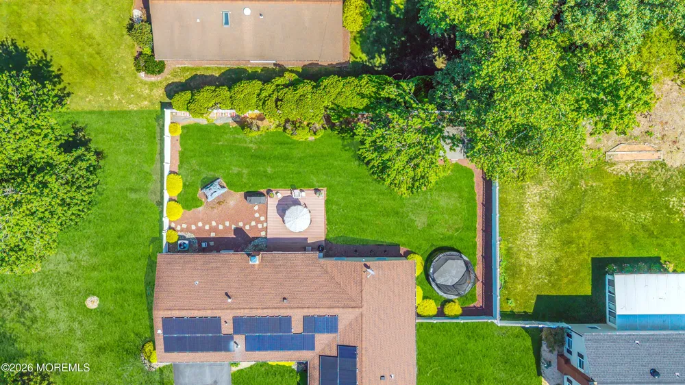 25 Ryan Road Manalapan, NJ 07726