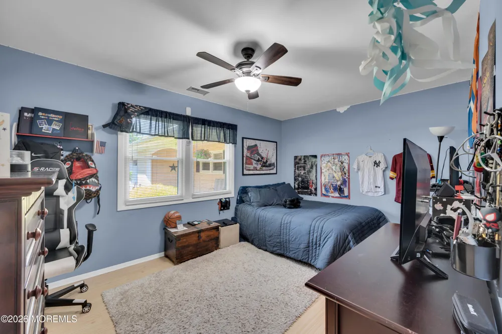 25 Ryan Road Manalapan, NJ 07726