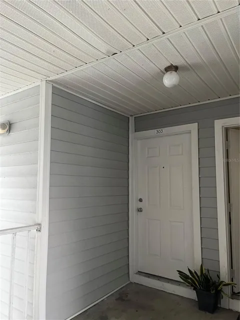 1205 BERMUDA LAKES LANE #303