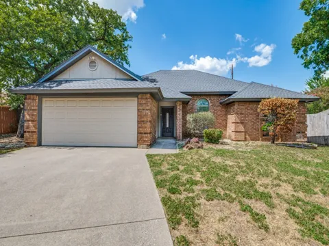3401 Crescent Court