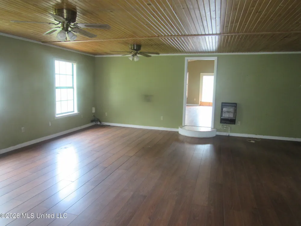 201 Lafferty Road Batesville, MS 38606