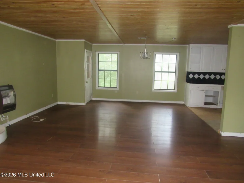 201 Lafferty Road Batesville, MS 38606