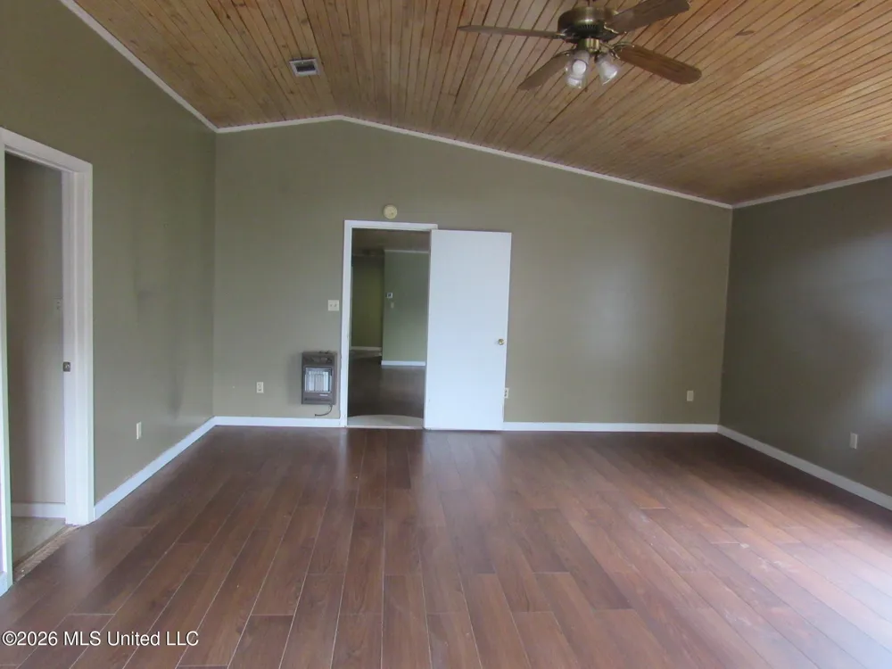 201 Lafferty Road Batesville, MS 38606