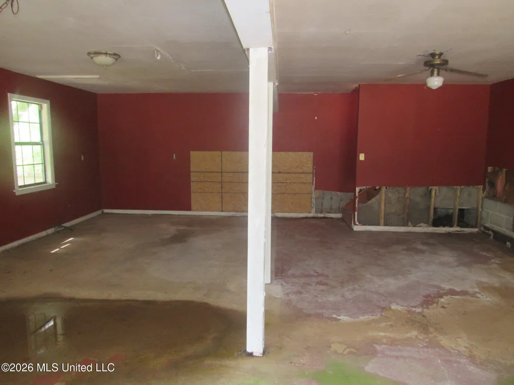 201 Lafferty Road Batesville, MS 38606