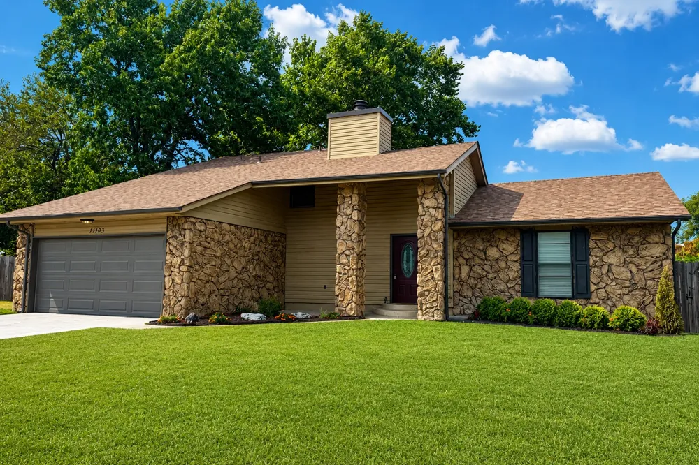11103 E 98th Street Owasso, OK 74055