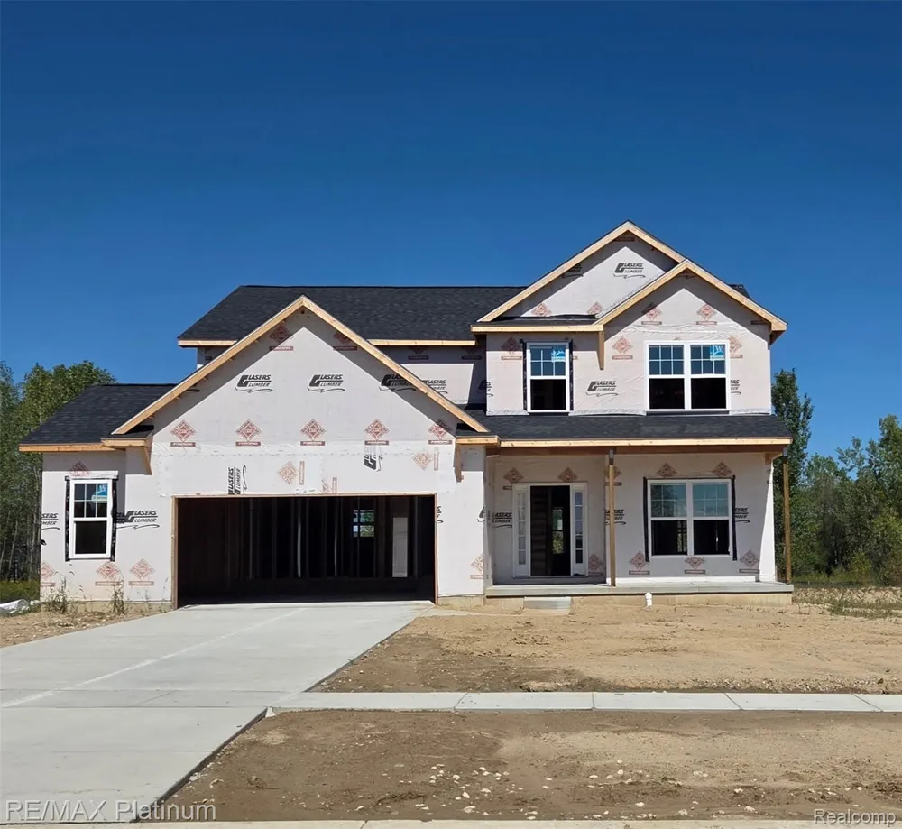6230 Brook Stone Lane Fenton Charter Township, MI 48451