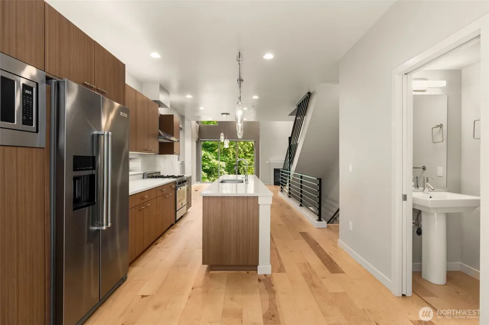 4286 213th Place SE #1 Issaquah, WA 98029