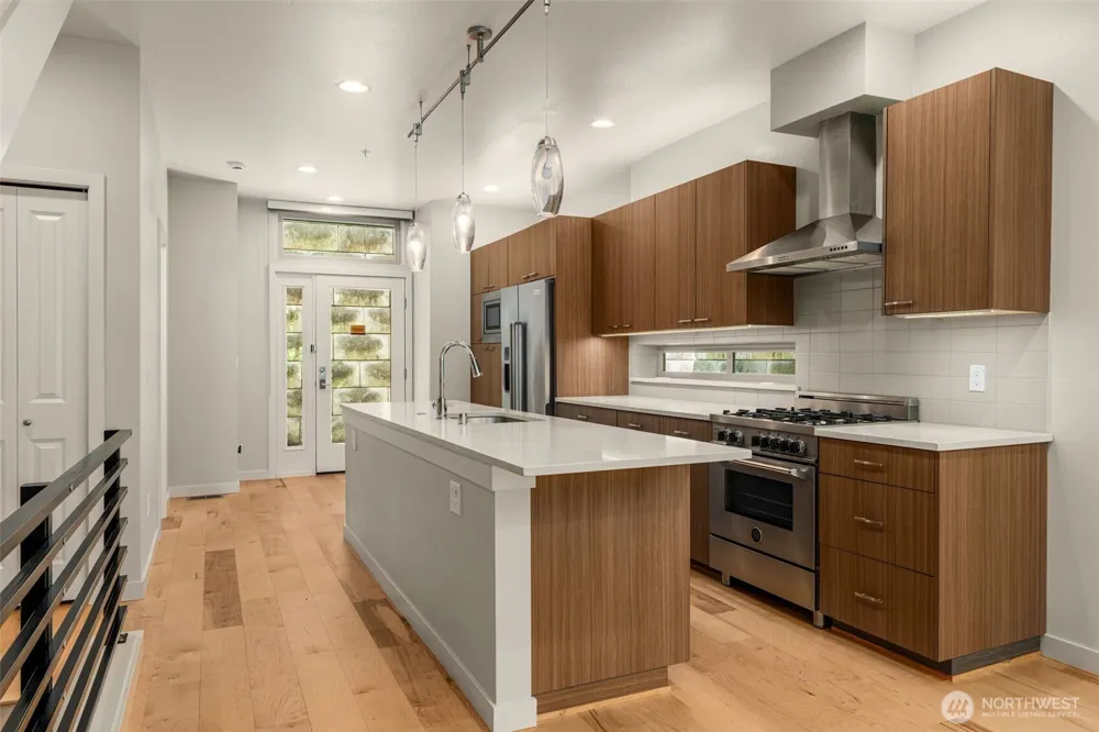 4286 213th Place SE #1 Issaquah, WA 98029