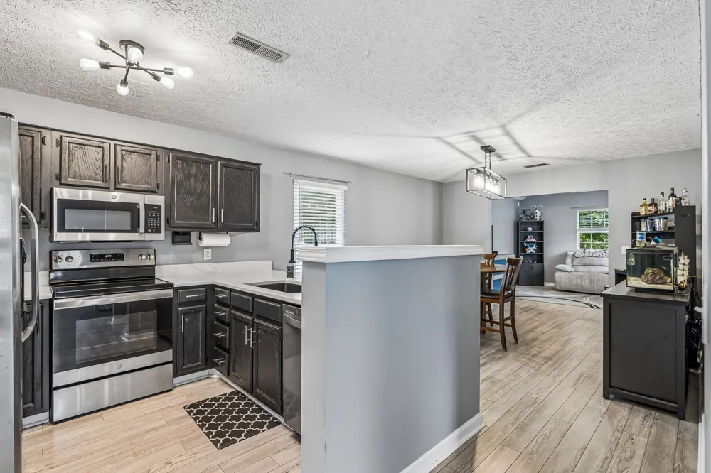 5506 Knollcrest Hermitage, TN 37076