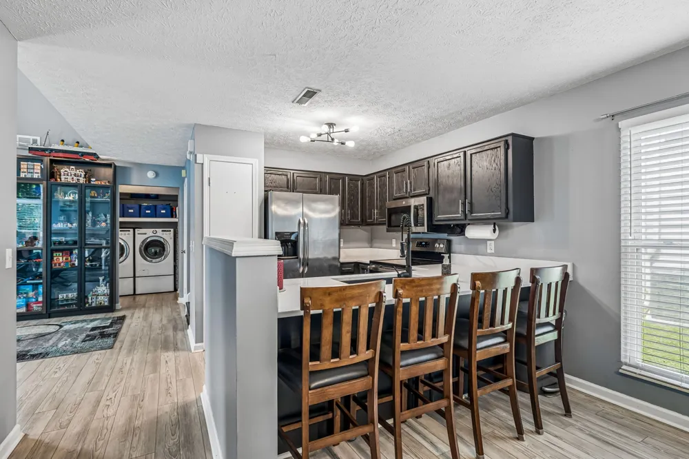 5506 Knollcrest Hermitage, TN 37076