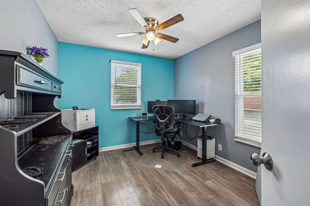 5506 Knollcrest Hermitage, TN 37076