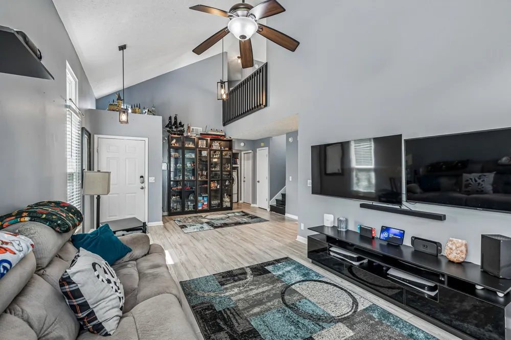 5506 Knollcrest Hermitage, TN 37076