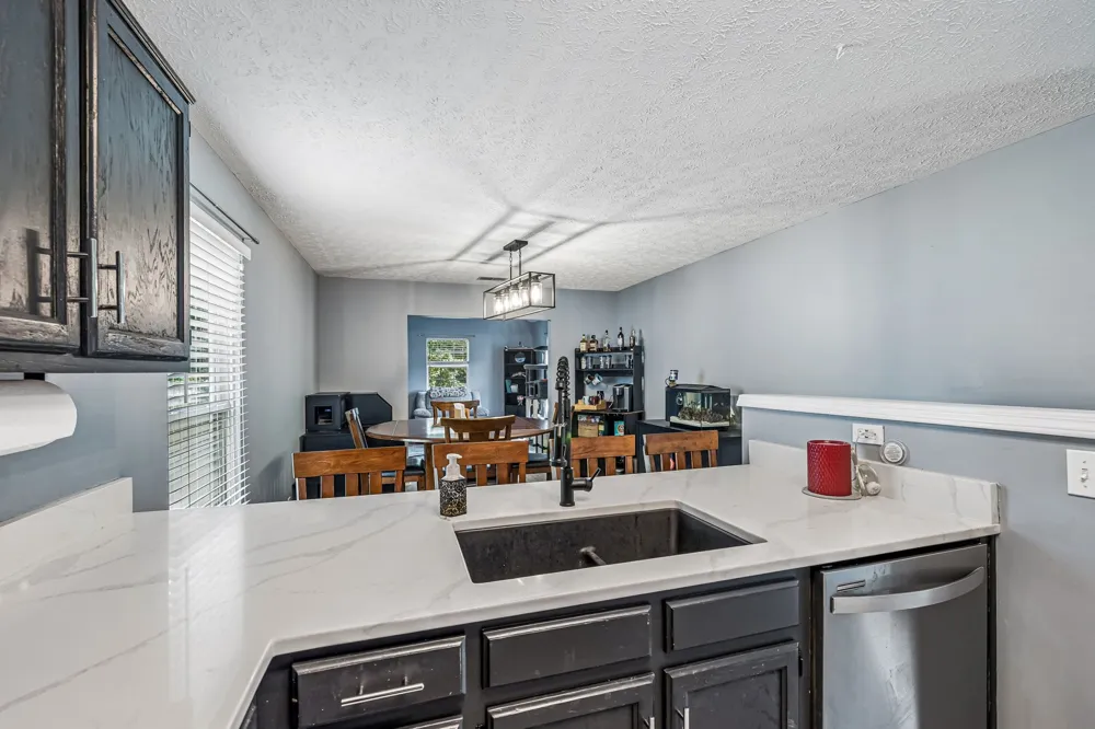 5506 Knollcrest Hermitage, TN 37076