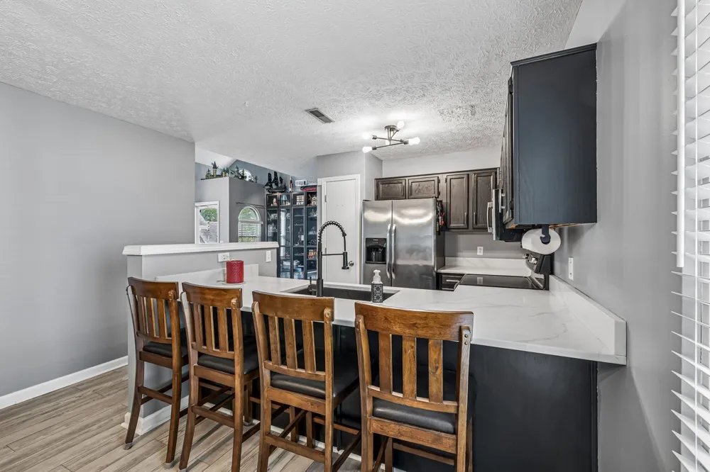 5506 Knollcrest Hermitage, TN 37076