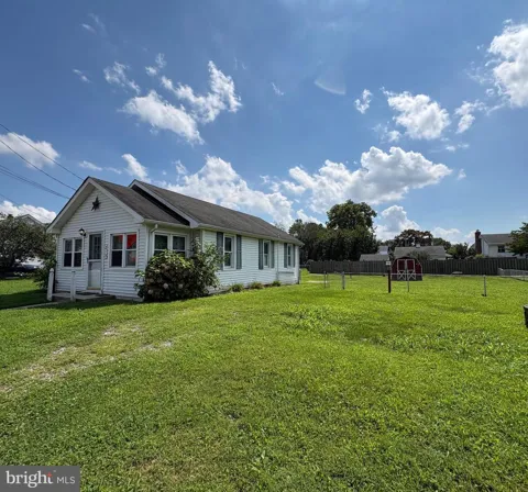 215 HIGHLAND AVENUE