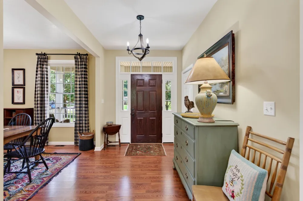 186 Lakeview Cove Drive Loudon, TN 37774