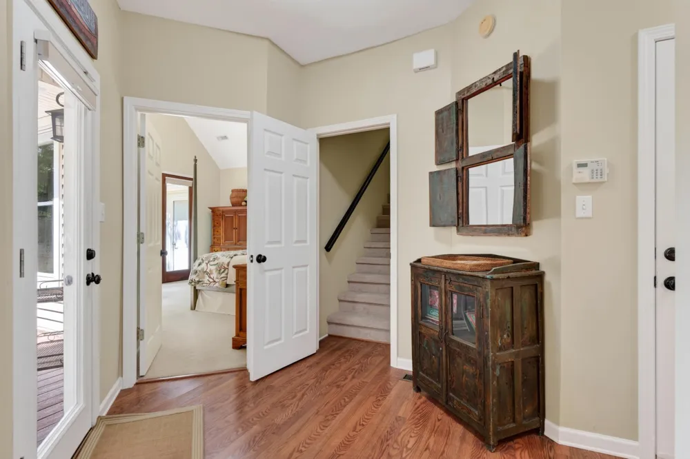 186 Lakeview Cove Drive Loudon, TN 37774