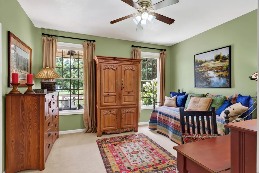 186 Lakeview Cove Drive Loudon, TN 37774
