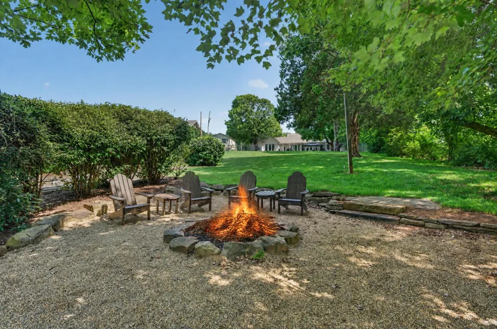 186 Lakeview Cove Drive Loudon, TN 37774
