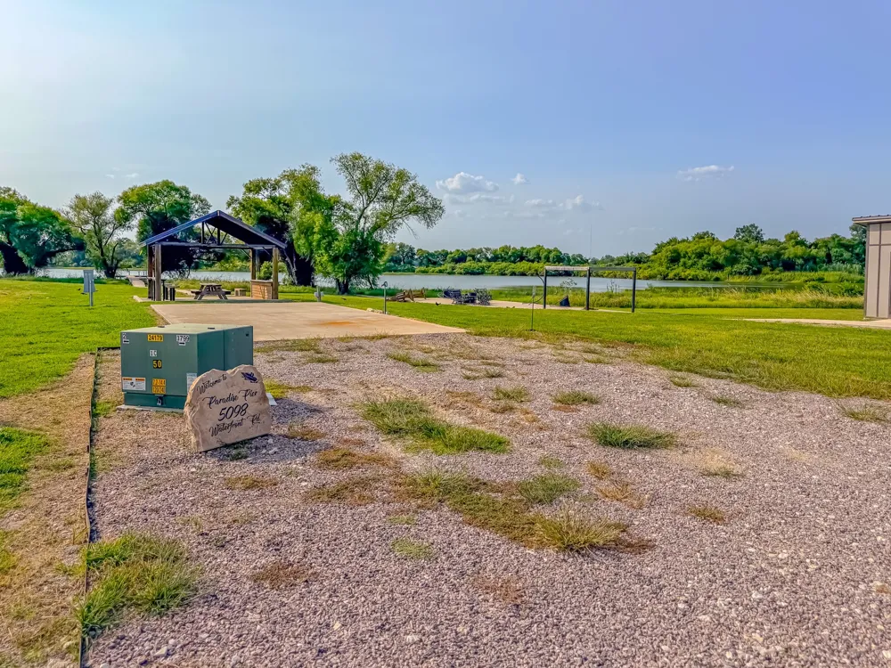 5098 Waterfront Road Kerens, TX 75144