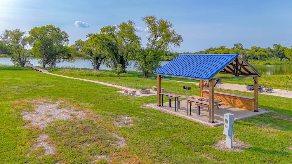 5098 Waterfront Road Kerens, TX 75144