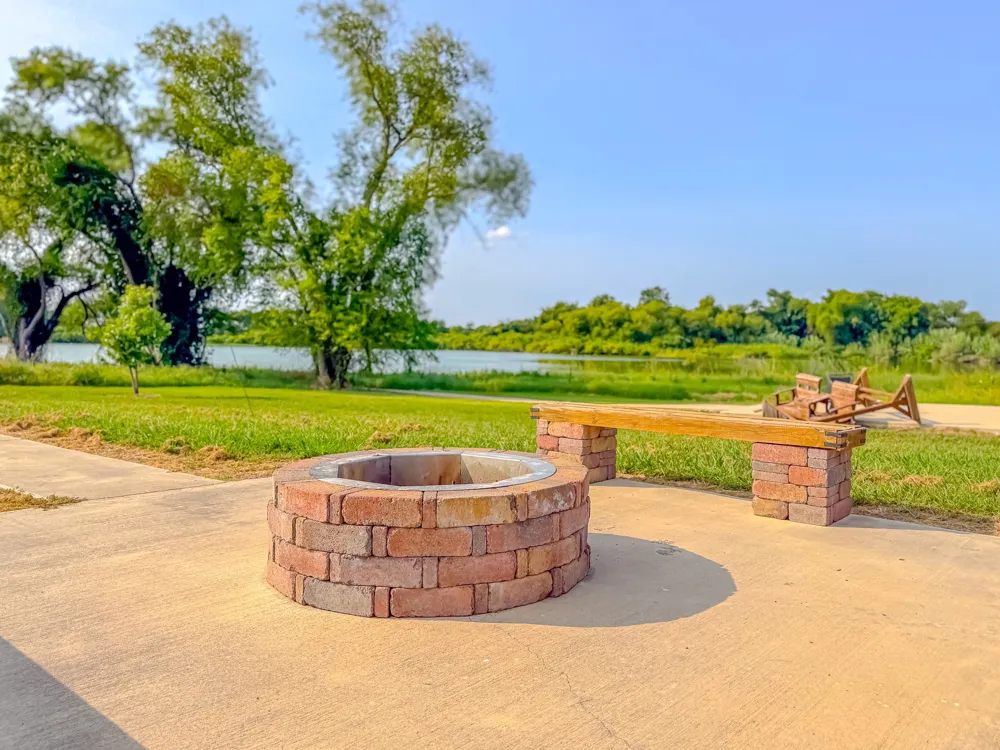 5098 Waterfront Road Kerens, TX 75144