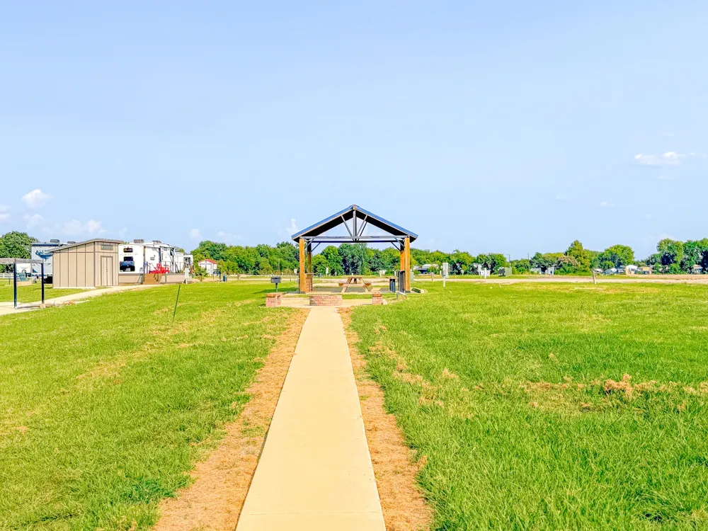 5098 Waterfront Road Kerens, TX 75144