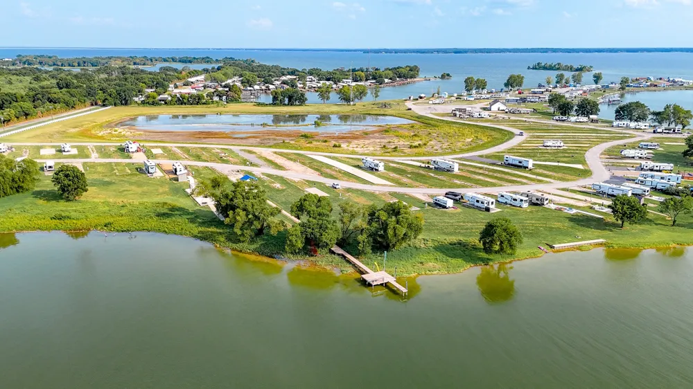 5098 Waterfront Road Kerens, TX 75144
