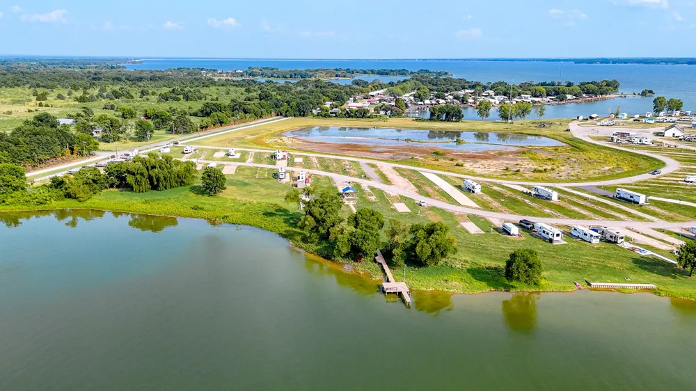 5098 Waterfront Road Kerens, TX 75144
