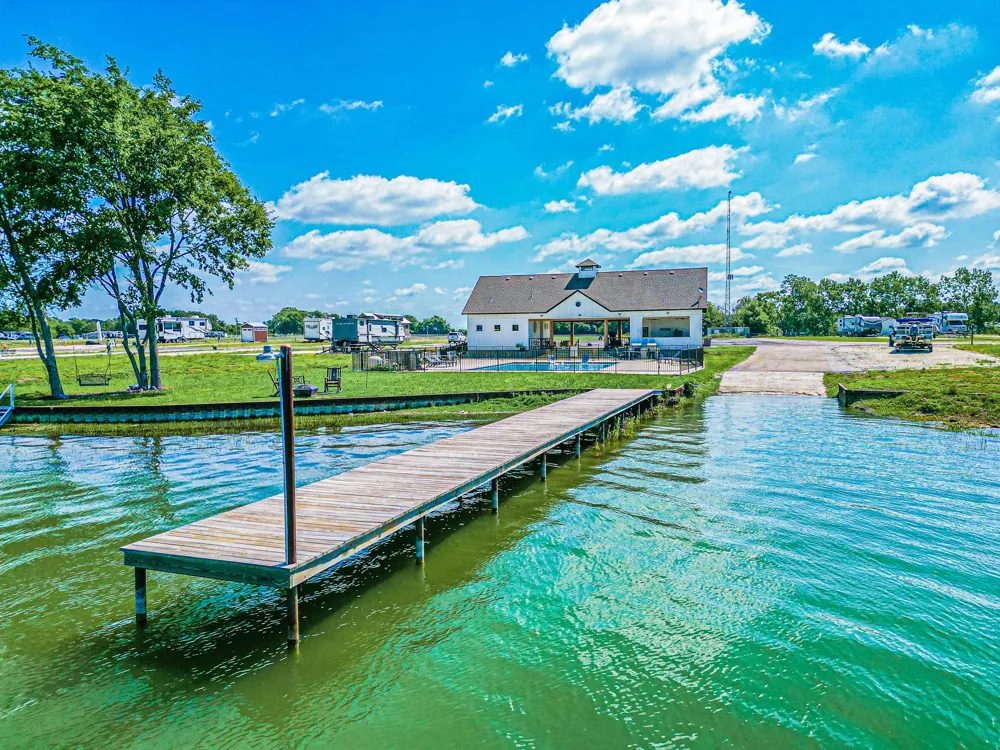 5098 Waterfront Road Kerens, TX 75144