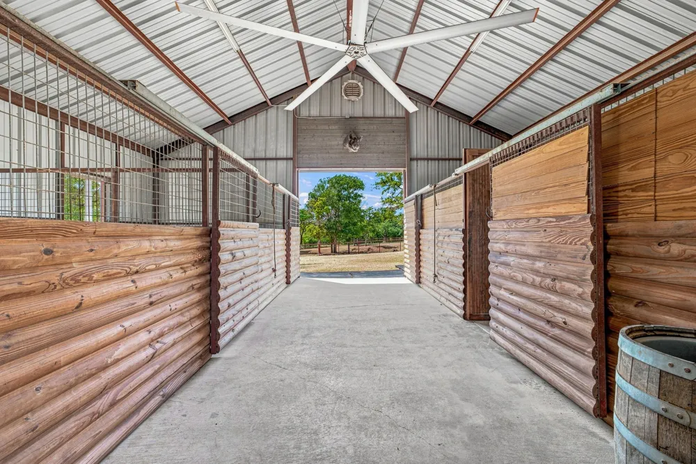 1155 Horsemans Drive Stephenville, TX 76401