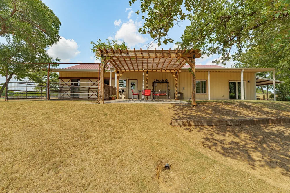 1155 Horsemans Drive Stephenville, TX 76401