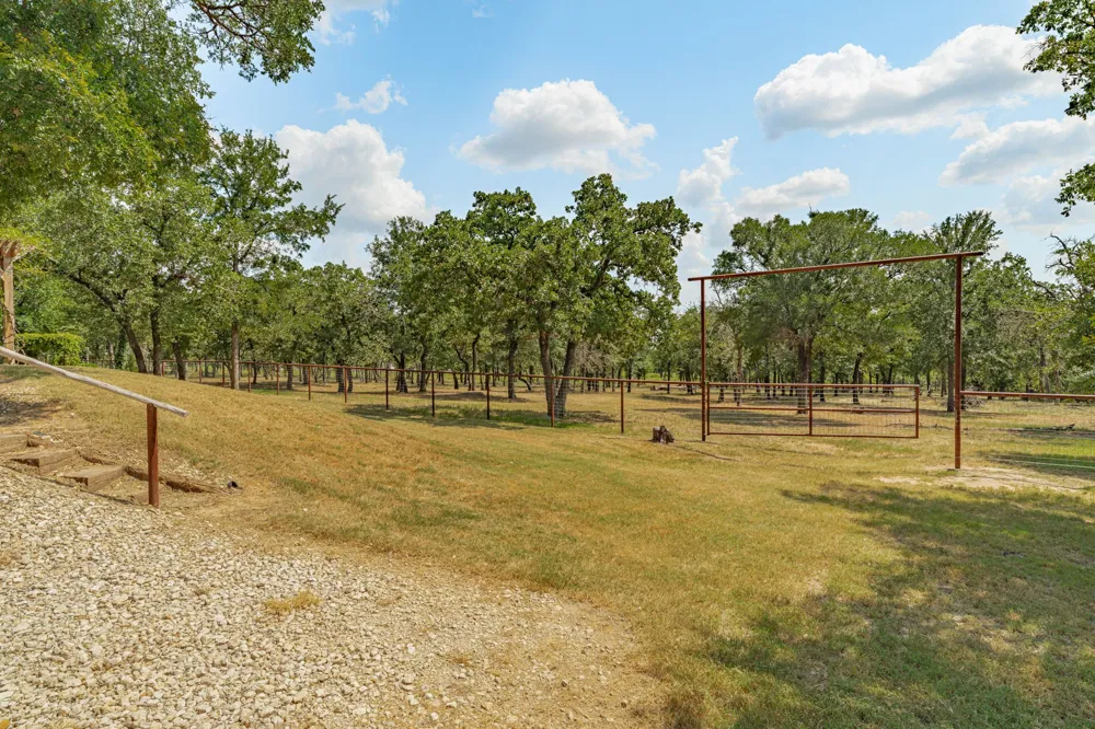 1155 Horsemans Drive Stephenville, TX 76401
