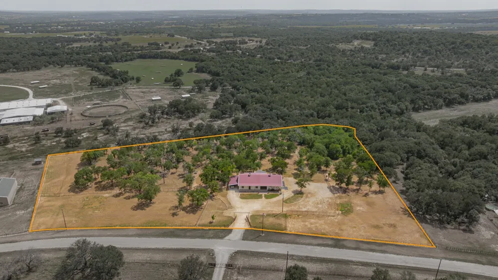1155 Horsemans Drive Stephenville, TX 76401