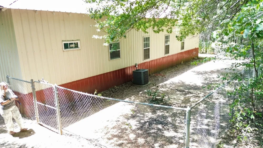 2210 West Corsicana St Athens, TX 75751