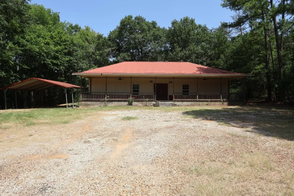 2210 West Corsicana St Athens, TX 75751