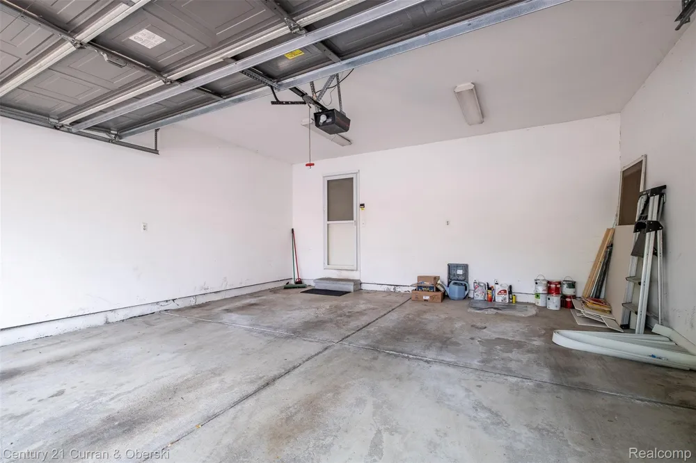 6565 Quail Run Circle Westland City, MI 48185