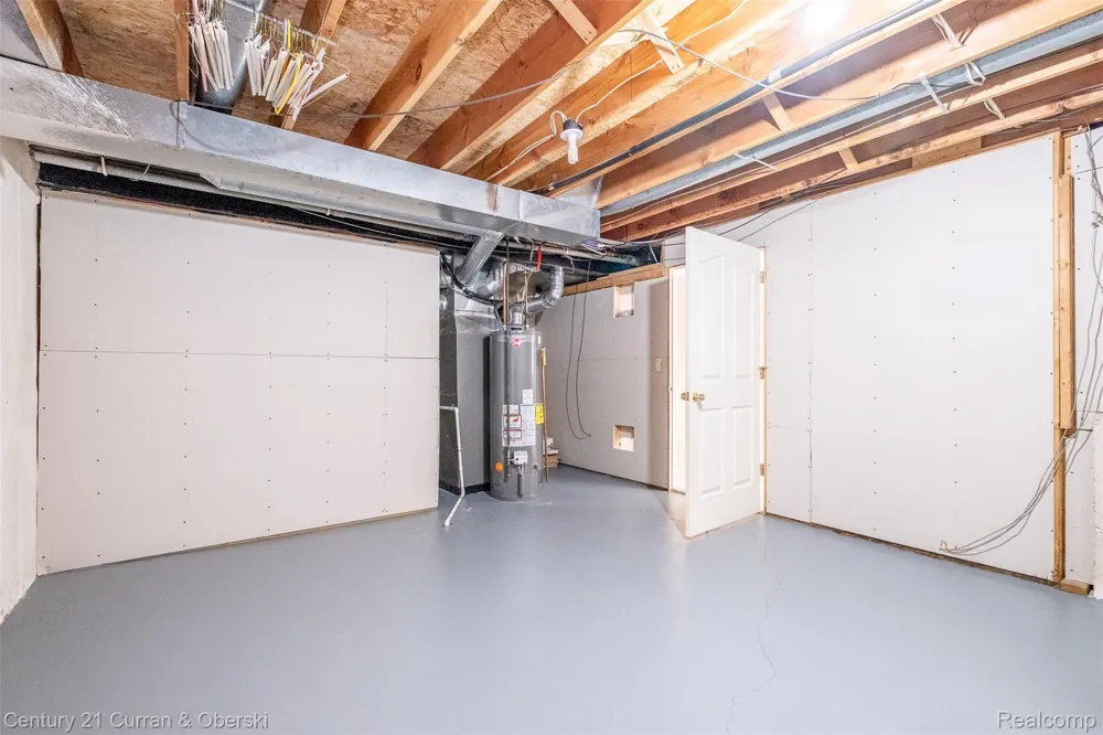 6565 Quail Run Circle Westland City, MI 48185