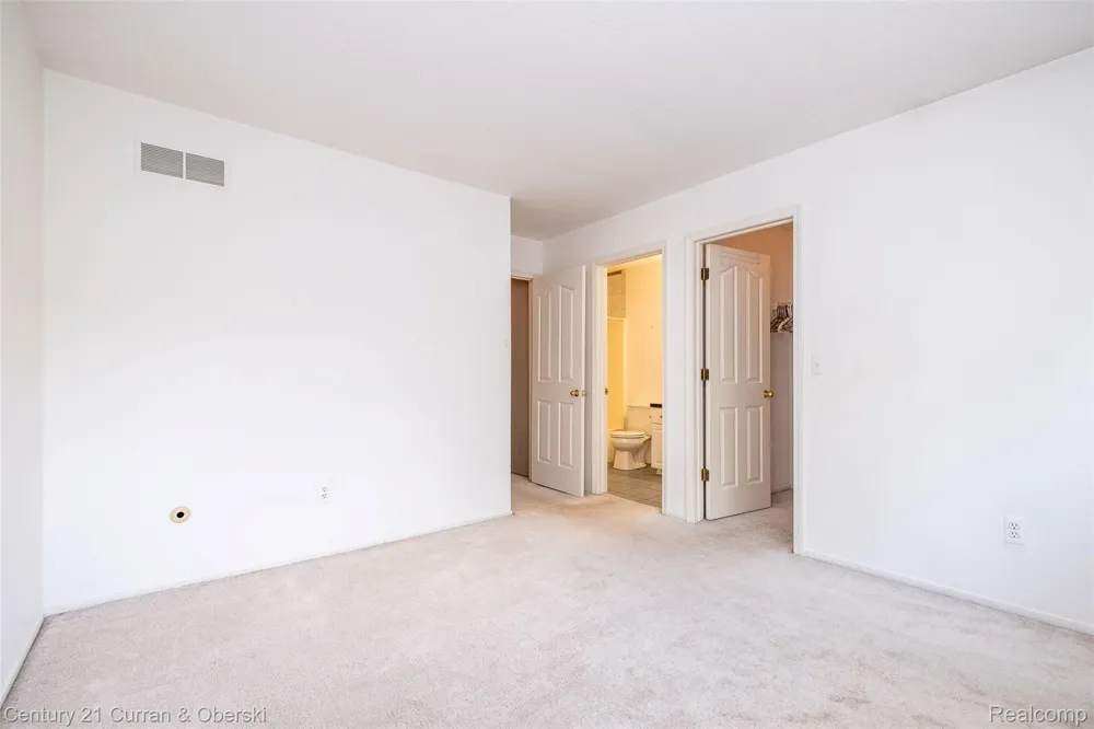 6565 Quail Run Circle Westland City, MI 48185