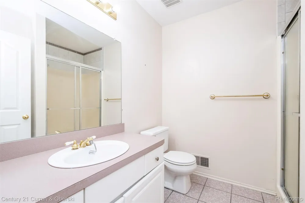 6565 Quail Run Circle Westland City, MI 48185