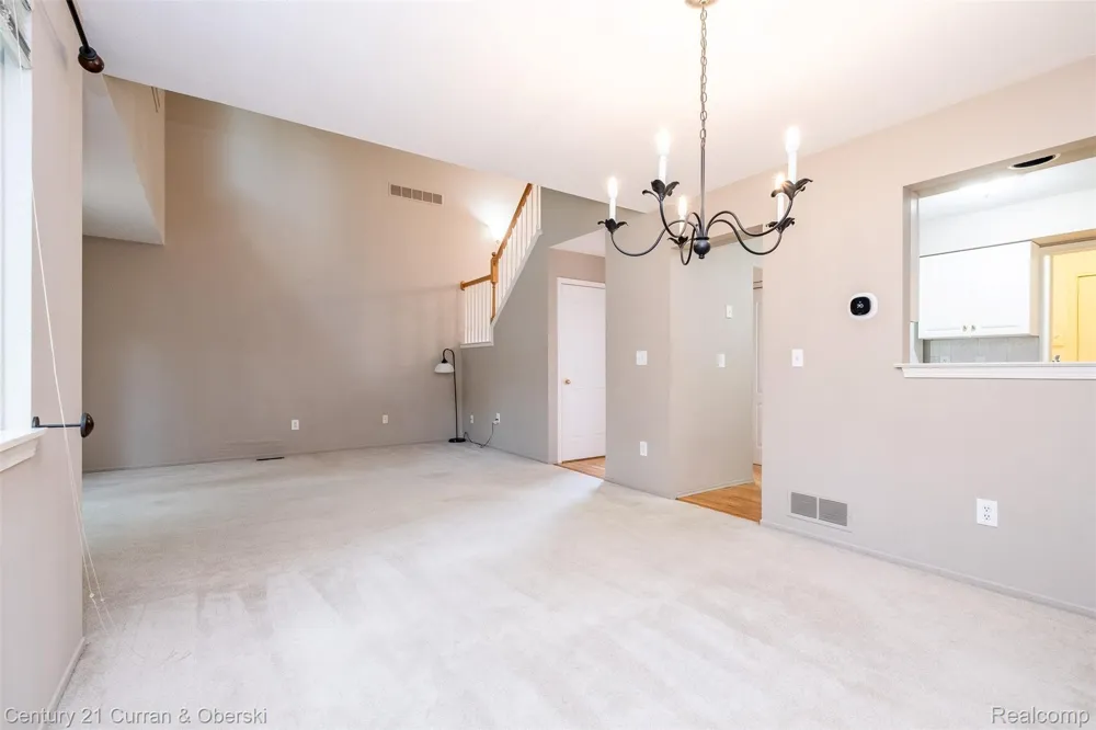 6565 Quail Run Circle Westland City, MI 48185