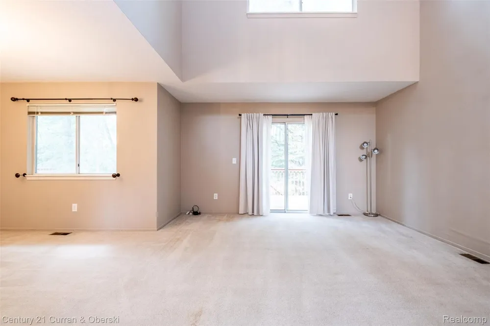 6565 Quail Run Circle Westland City, MI 48185