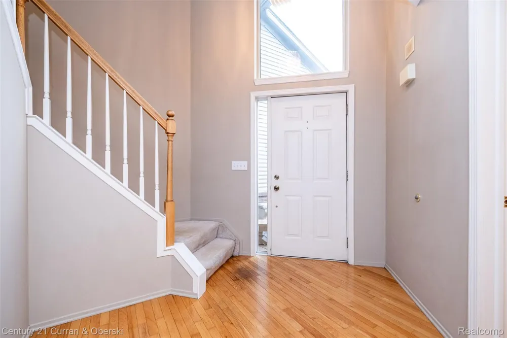 6565 Quail Run Circle Westland City, MI 48185