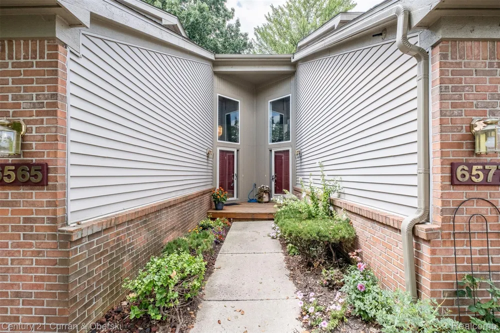 6565 Quail Run Circle Westland City, MI 48185